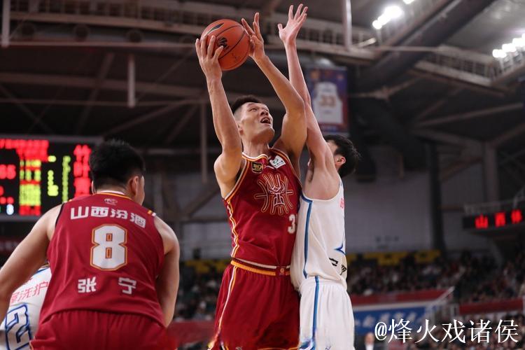 黑根斯今晚挑战宁波!山西男篮力争扭转颓势 黑根斯今晚挑战宁波!山西男篮力争扭转颓势